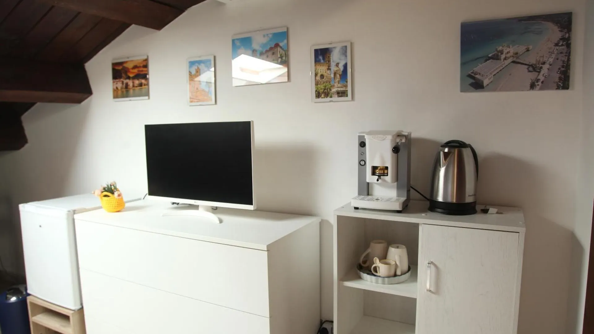 Centro Storico Apartment & Loft - Amnesia Holiday Home 팔레르모 아파트호텔