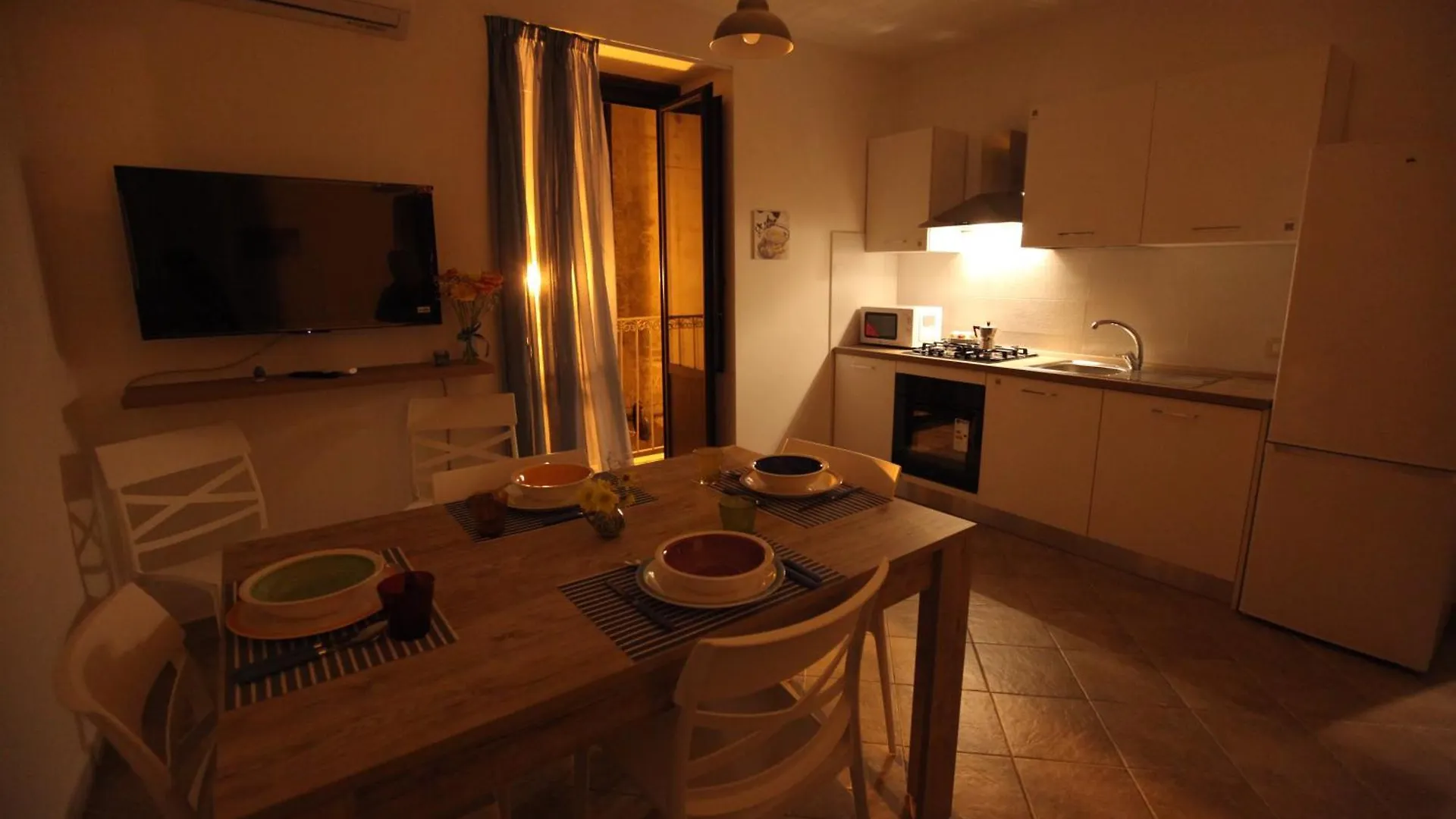 Apart Otel Centro Storico Apartment & Loft - Amnesia Holiday Home Palermo